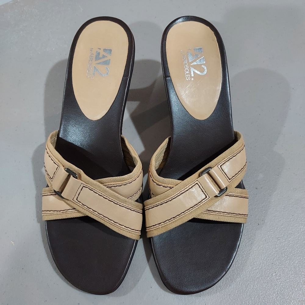 A2 by Aerosoles Tan Kitten Heel Sandals sz 9B